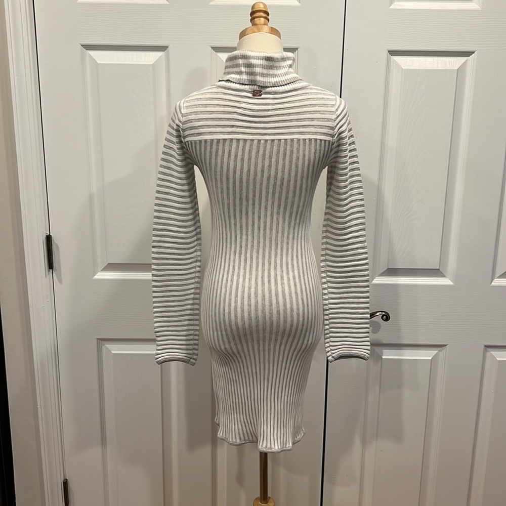 For Love And Lemons grey & white turtleneck dress - Picture 5 of 13